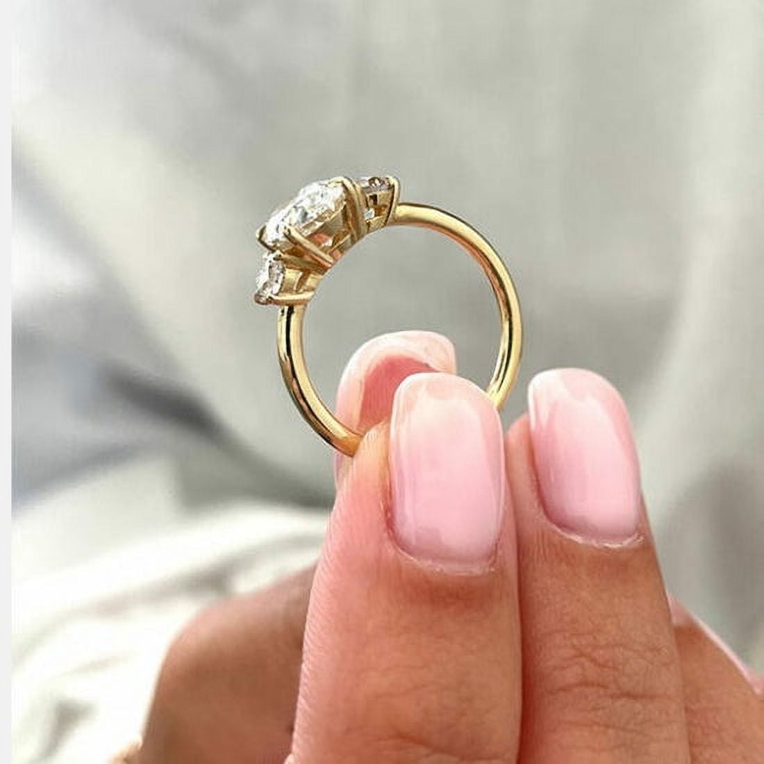 SOLITAIRE JEWELS 2.1 CT Oval Three Stone Moissanite Engagement Ring For Women Gift in 10K Yellow Gold
