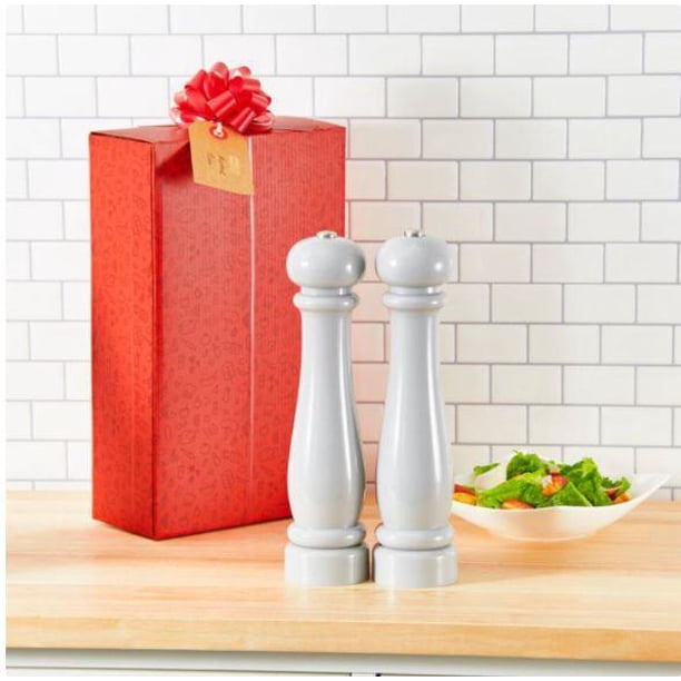 Dash BatteryOperated Salt & Pepper Mill Gift Set with Gift White
