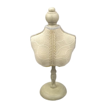 FLAT NECKLACE DISPLAY - Jewelry Display Inc