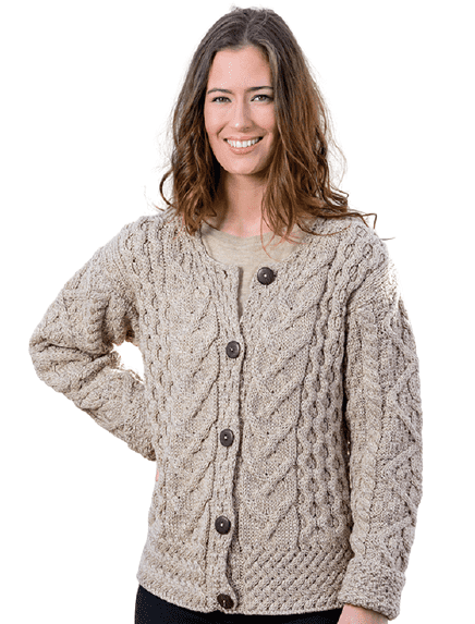 Womens Aran Cable Knitted Long Sleeve Cardigan Ladies 7 Button 2 Pockets Round Neck Cardigan Abbigliamento Abbigliamento donna Maglioni Cardigan 