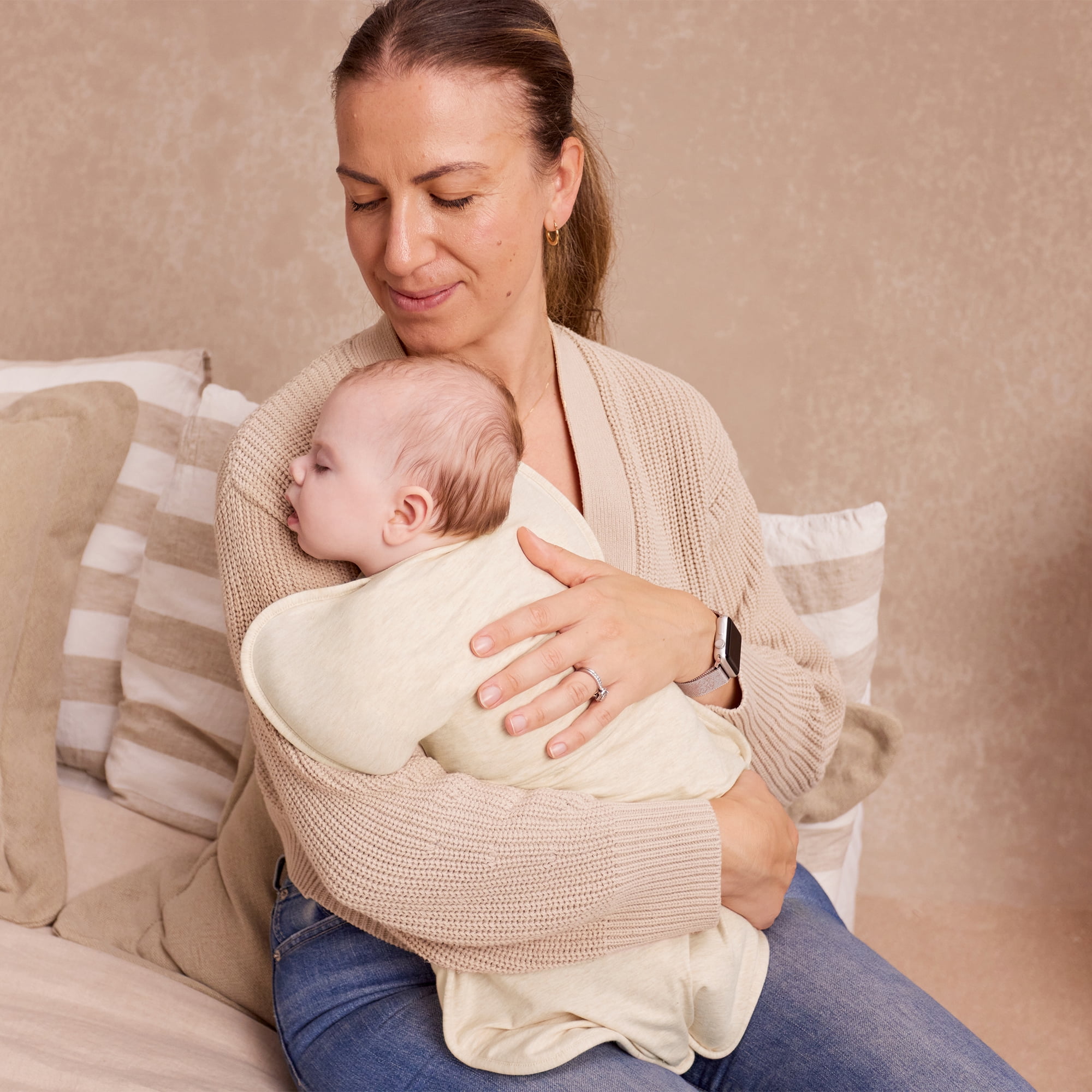 Love to Dream Swaddle Up Warm Cotton 2.5 TOG Baby Sleep Sack, Arms Up Design, Twin Zipper, Newborn 5-8.5 lbs, Oat Bees