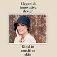 thumbnail image 3 of Sombrero para el Sol con Forma de Cubo de Moda de Lujo con Flor de Serena (Azul Marino) para Mujer / Sombrero de Verano / Gorro Suave para el Sol / Protección UPF 50+ / Talla Nica / Disponible en 4 Colores, 3 of 6
