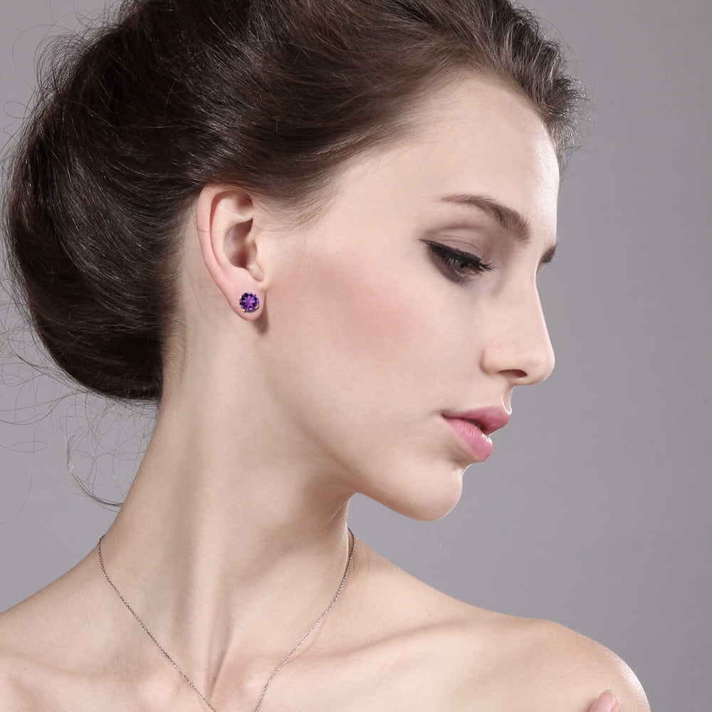 Gem Stone King 10K Yellow Gold Stud 1.40 Ctw Round 6mm Purple Amethyst Stud Earrings for Women Men