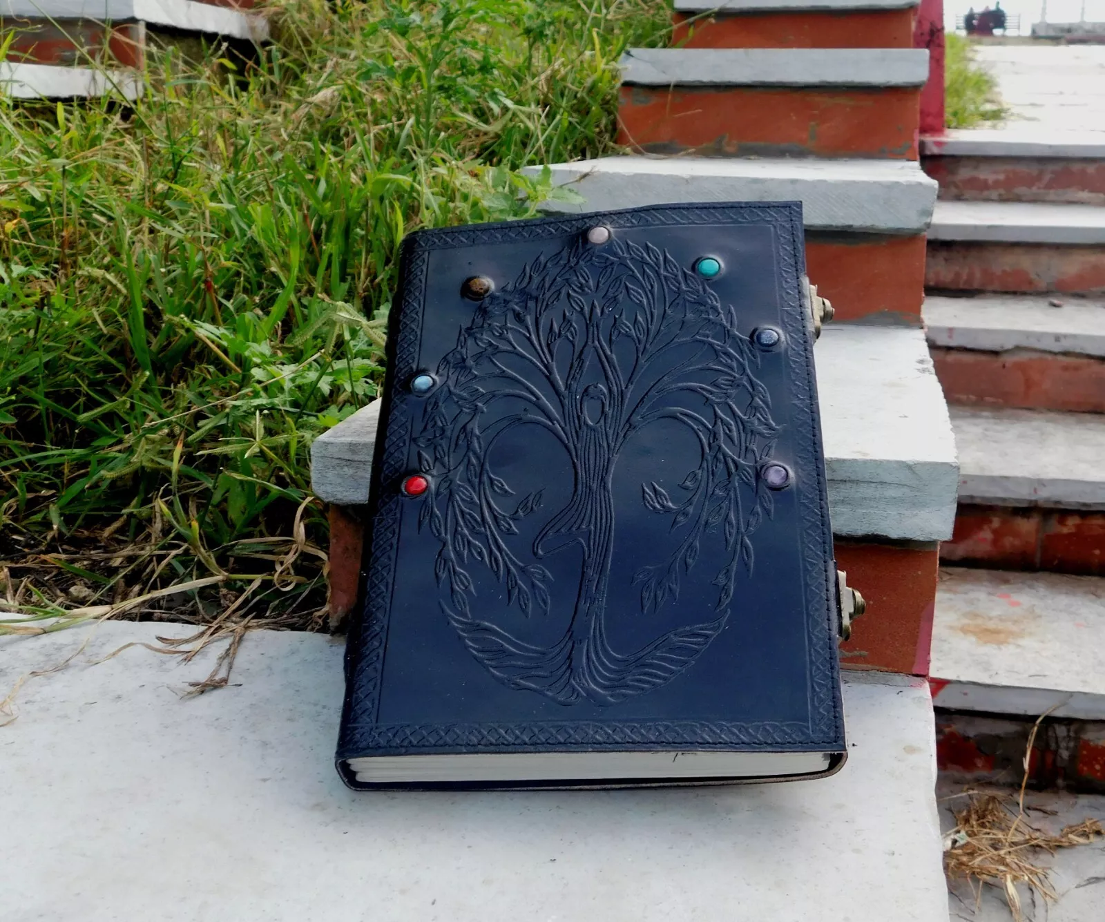 Handcrafted Embossed Design Vintage Leather Bound Journal Seven Chakra Stone Diary Blank Notebook For Men & Women