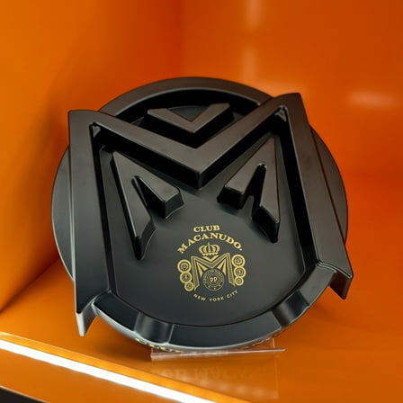 Club Macanudo Round Cigar Ashtray - Black