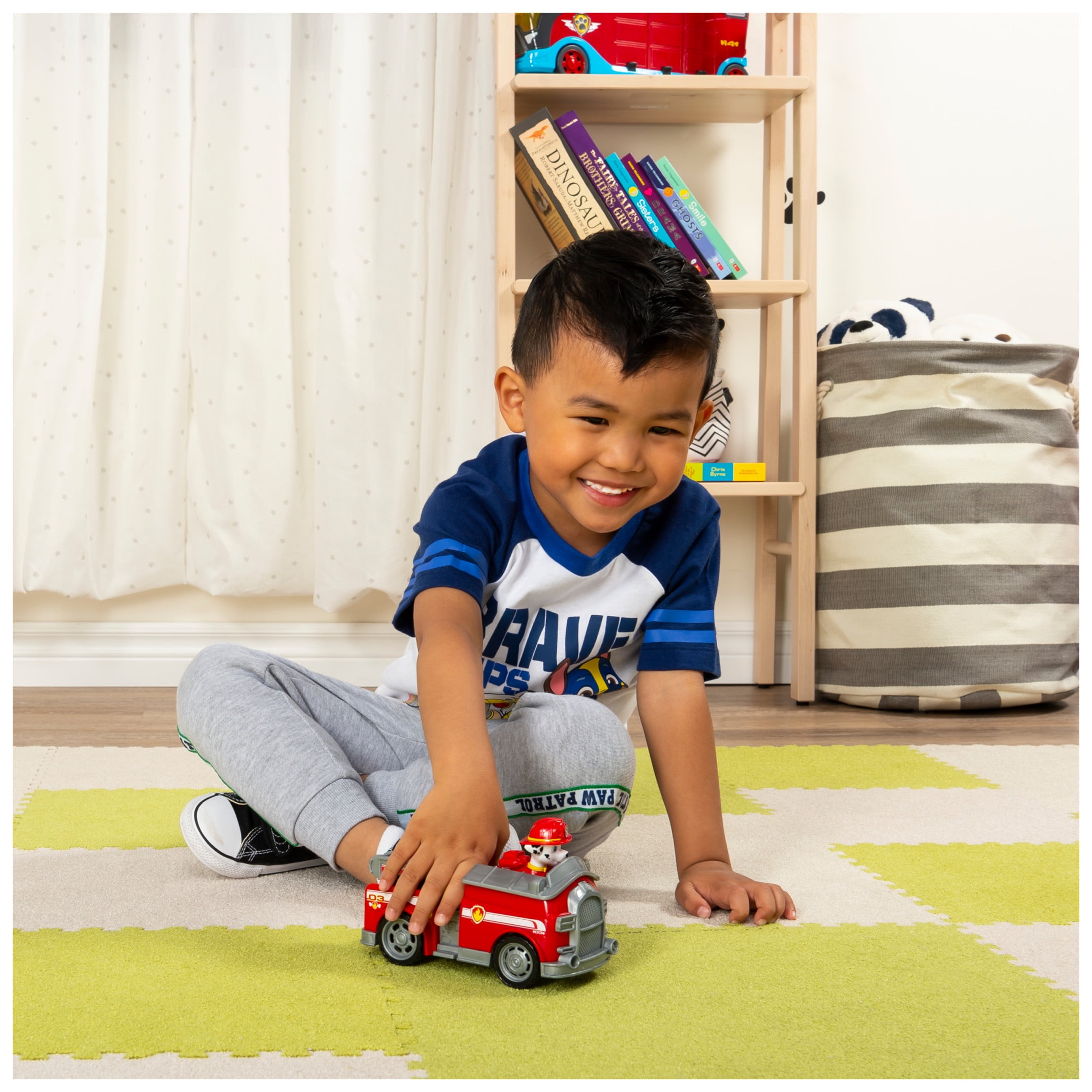 PAW Patrol, Marshall’s Fire Engine Vehicle with Collectible Figure