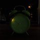 thumbnail image 4 of Reloj despertador de doble campana con luz nocturna, esfera grande de 4 pulgadas, reloj despertador de cuarzo analógico con alarma fuerte, sin tictac, silencioso Fokelyi 2034713-2, 4 of 9