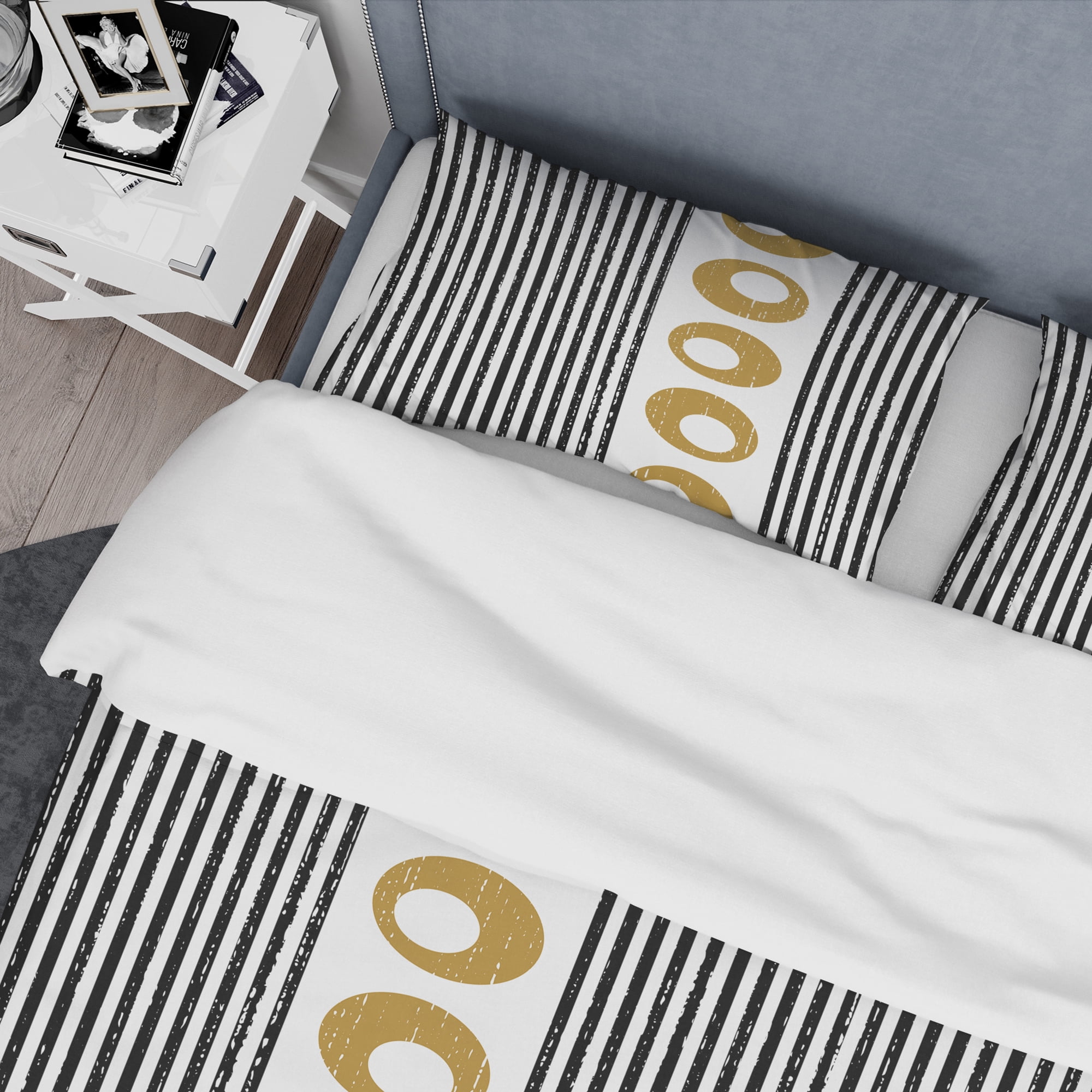 Designart 'Vertical Retro Geometrical Pattern I' Mid-Century Modern Duvet Cover Set