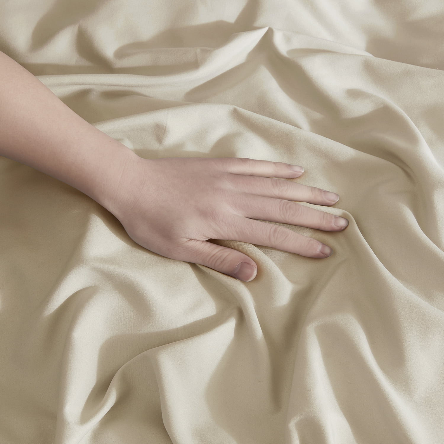Virtu 3pc Duvet Cover Set, Luxury Microfiber Bedding Set Full with 2 Pillow Sham, Beige cream