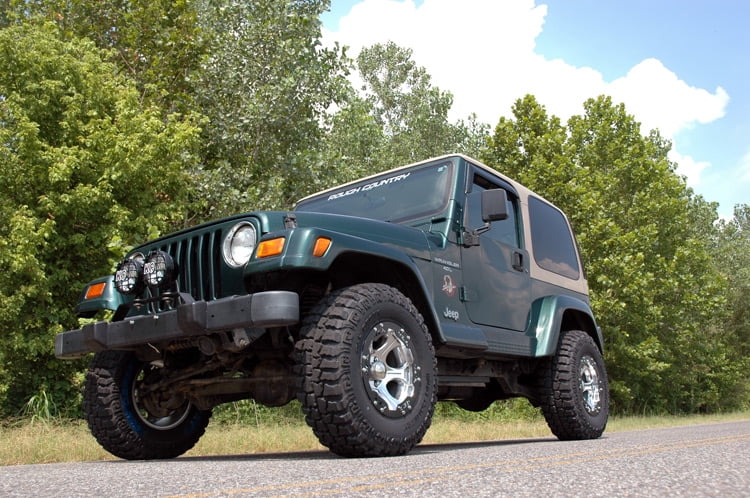 Rough Country 2" Lift Kit (fits) 1997-2006 Jeep Wrangler TJ LJ | N3 Shocks | Suspension System | 65830