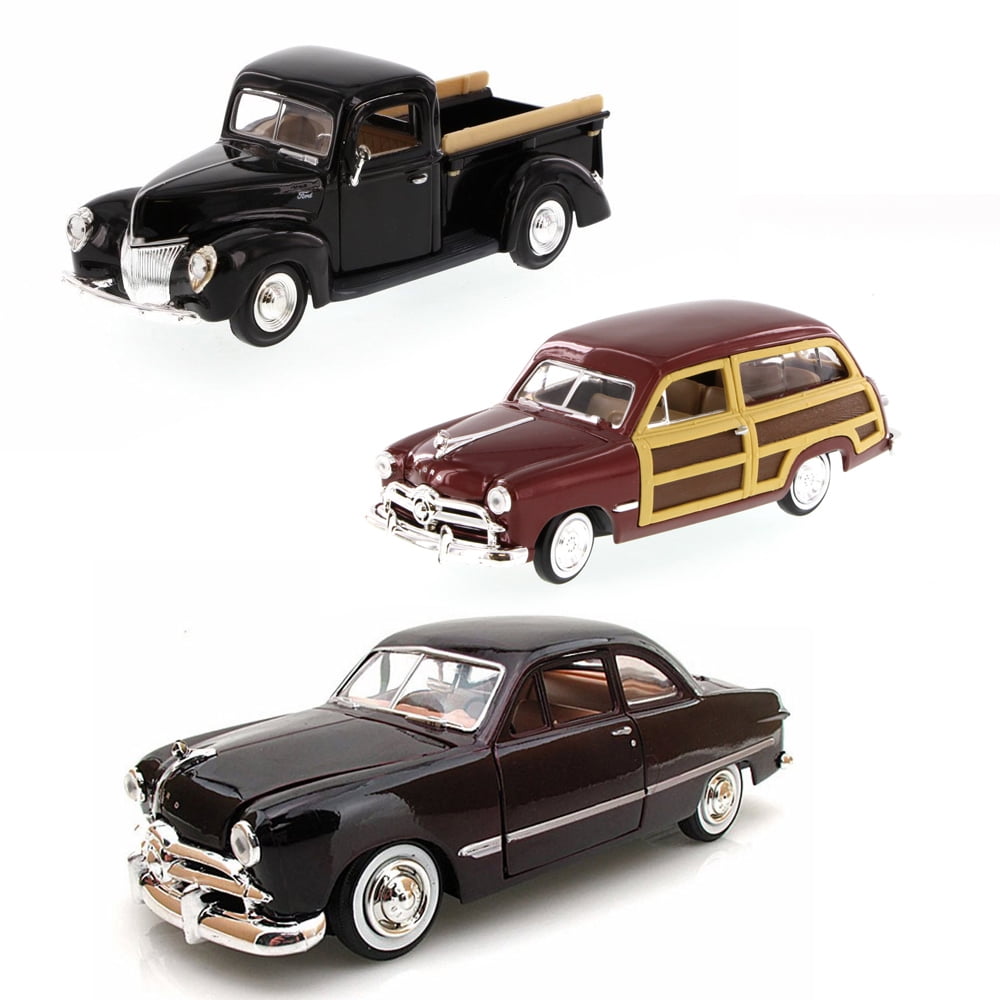 Best of 1940s Diecast Cars - Set 15 - Set of Three 1/24 Scale Diecast