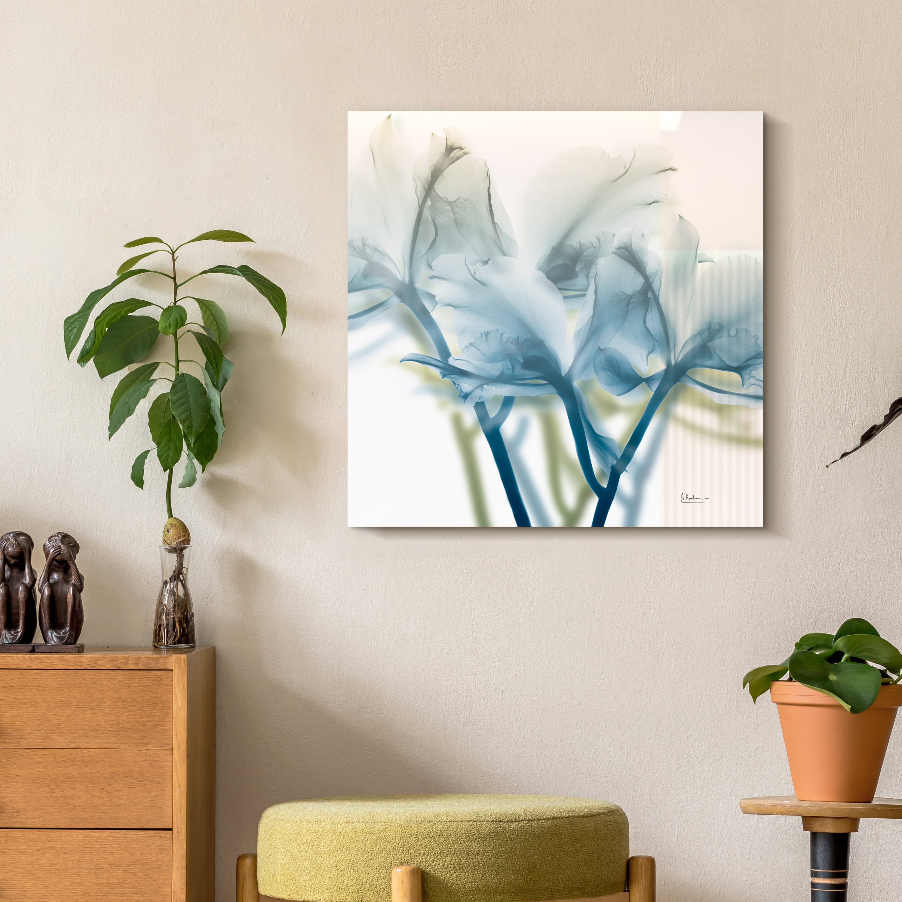 Empire Art Direct Unfocused Beauty 3 Frameless Free Floating Tempered Glass  Panel Graphic Flower Wall Art, 24