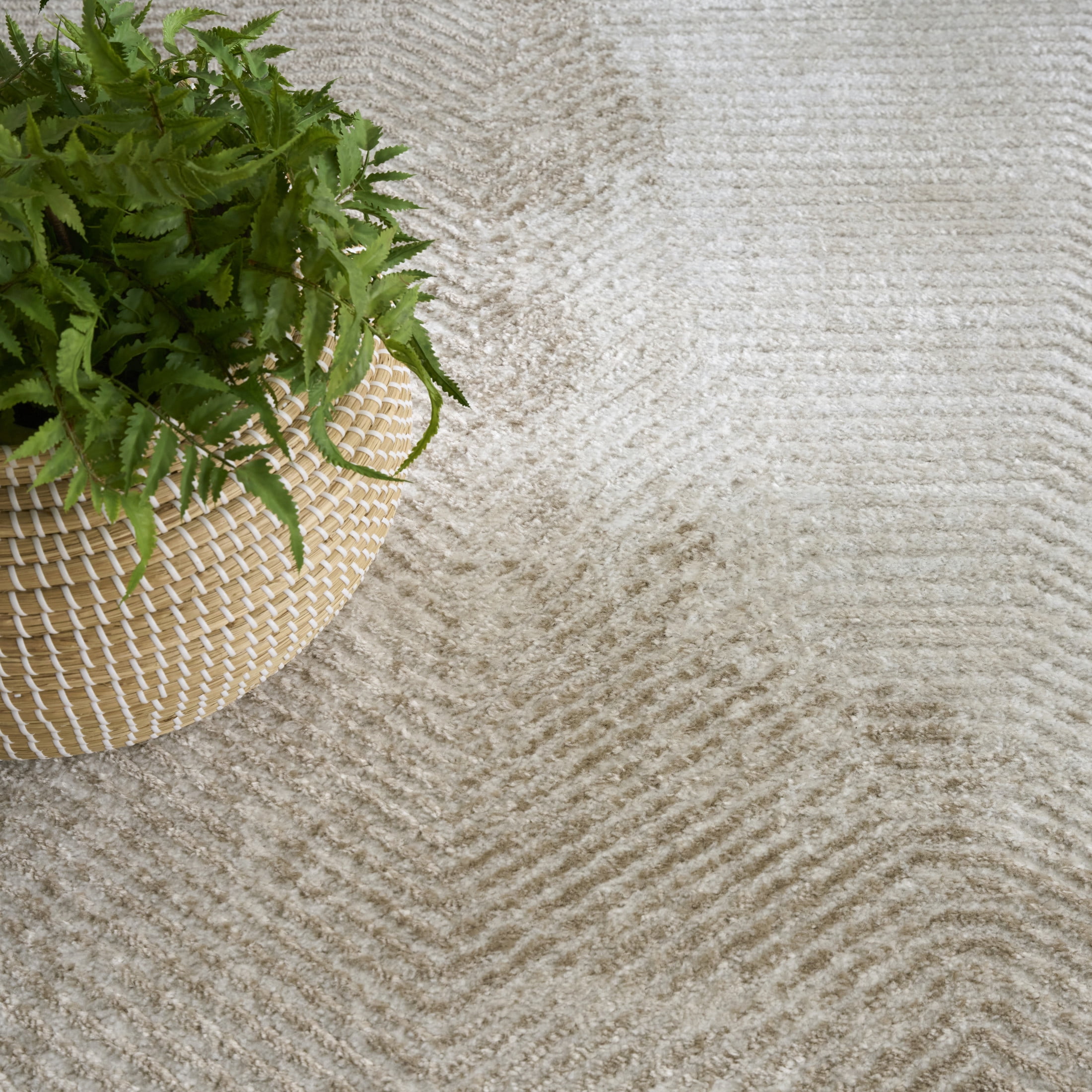 Nourison Dekor 7'10" x 9'10" Ivory Taupe Modern Indoor Rug
