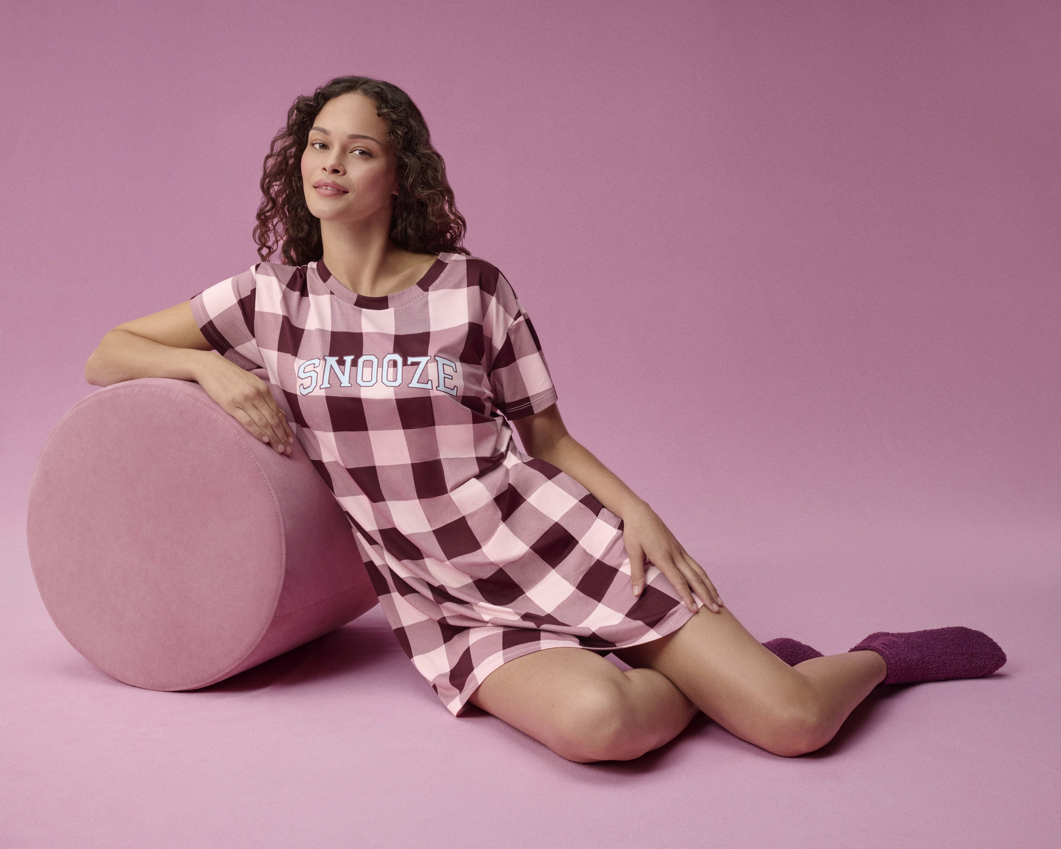 Joyspun Women's Dreamy Soft Collection Sleepshirt with Short Sleeves, Sizes S/M-2X/3X