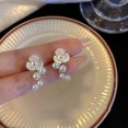 thumbnail image 1 of Pendientes de gota de perla con flores francesas 2023 shaofei HYFAD, 1 of 4