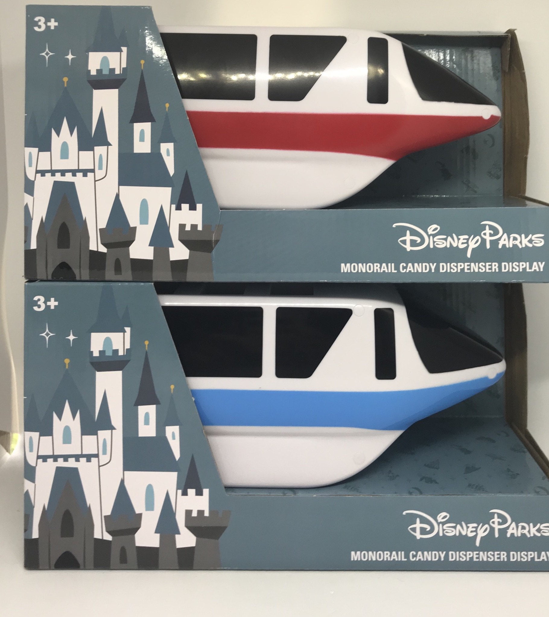 All 8 Disney Parks Exclusive Pez /& Both Blue /& Red Monorail Display Holders Mint