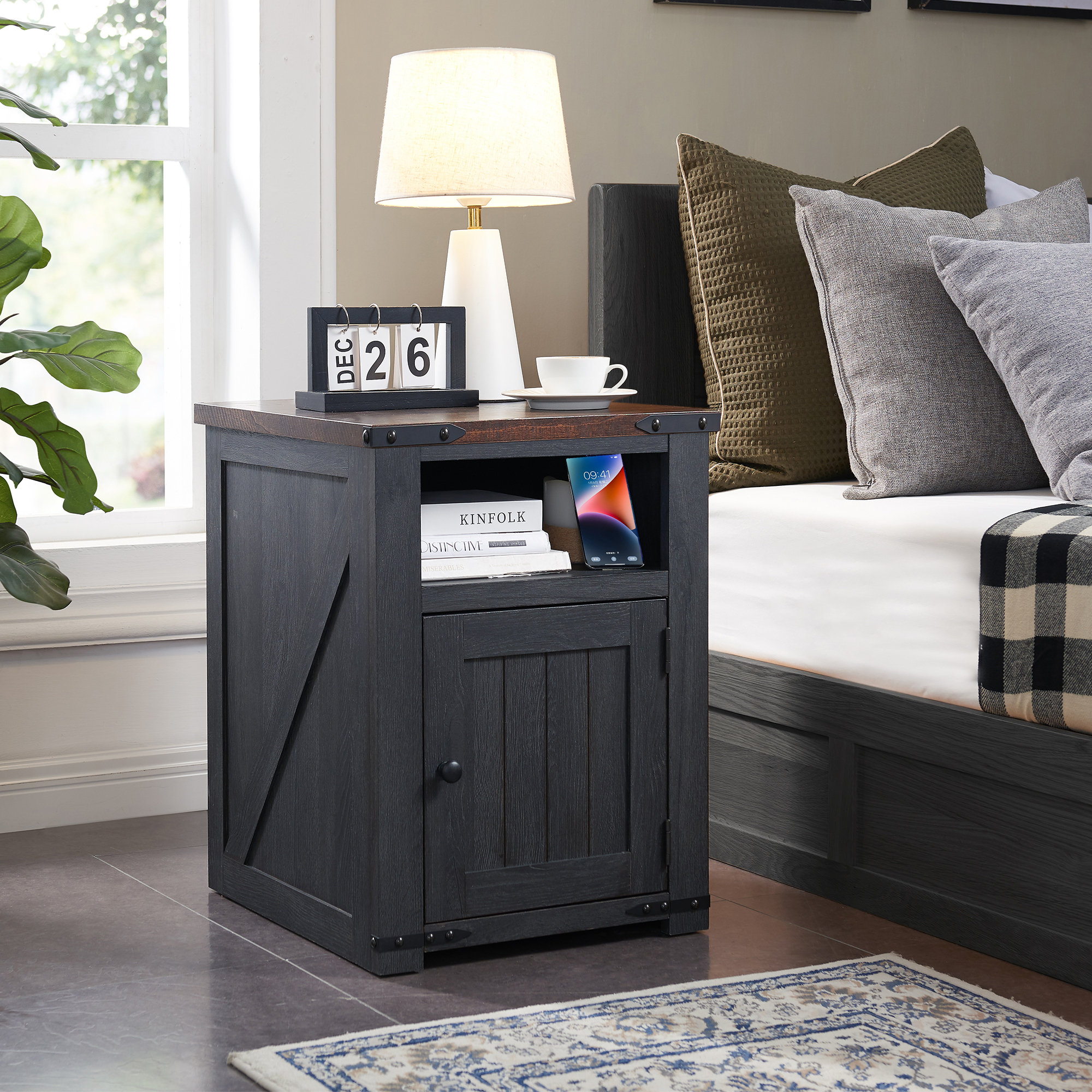 Farmhouse Side Table Bedroom Set of 2, Nightstand with Charging Station, End Table Side Table for Bedroom,Living Room