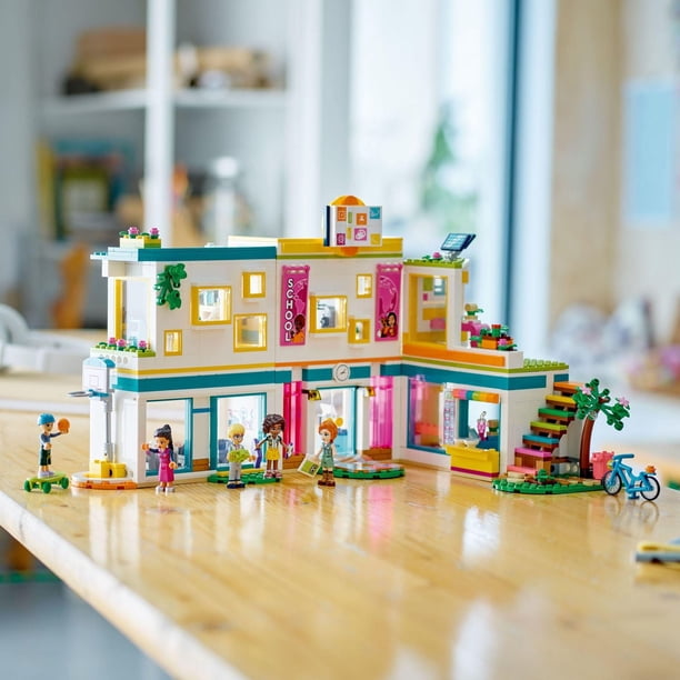 LEGO Friends Heartlake International School Playset 41731