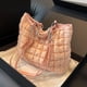 thumbnail image 4 of Bolso de hombro con burbujas para mujer, bolso informal versátil para citas de invierno (rosa), 4 of 8