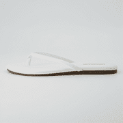 Cushionaire Cruise Lightweight Minimalist Womens Flip Flops - Comfortable Beach Sandals for Women with Cushioned Footbed & Flexible Slip On Design, Casual Vacation Essentials