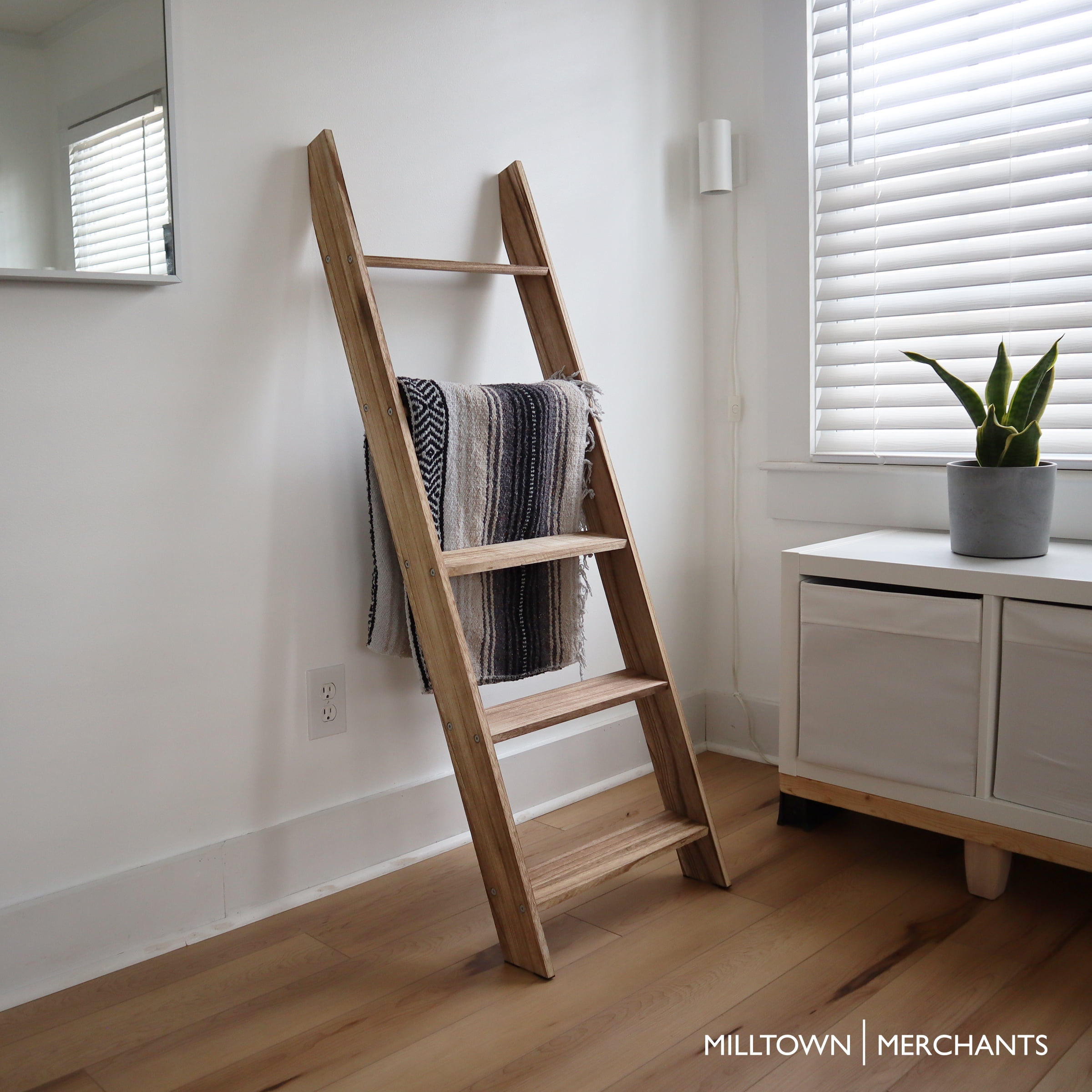 Milltown Merchants Rustic Wooden Leaning Blanket Ladder (Driftwood)