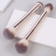 thumbnail image 3 of Brochas de maquillaje MAANGE Foundation, 2 unidades, doble punta, color dorado, 3 of 7