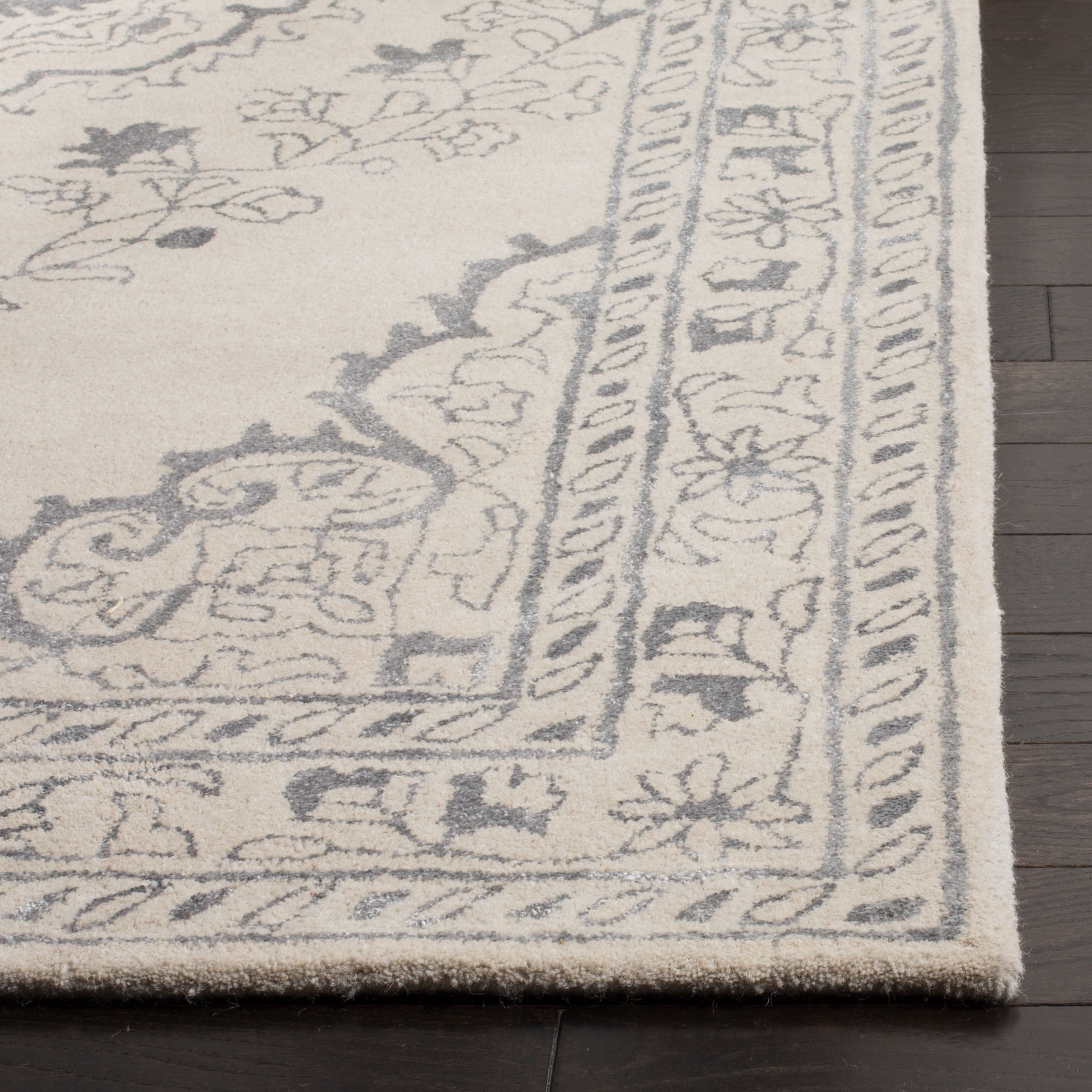 SAFAVIEH Glamour Gaia Oriental Area Rug, Light Grey, 5' x 8'