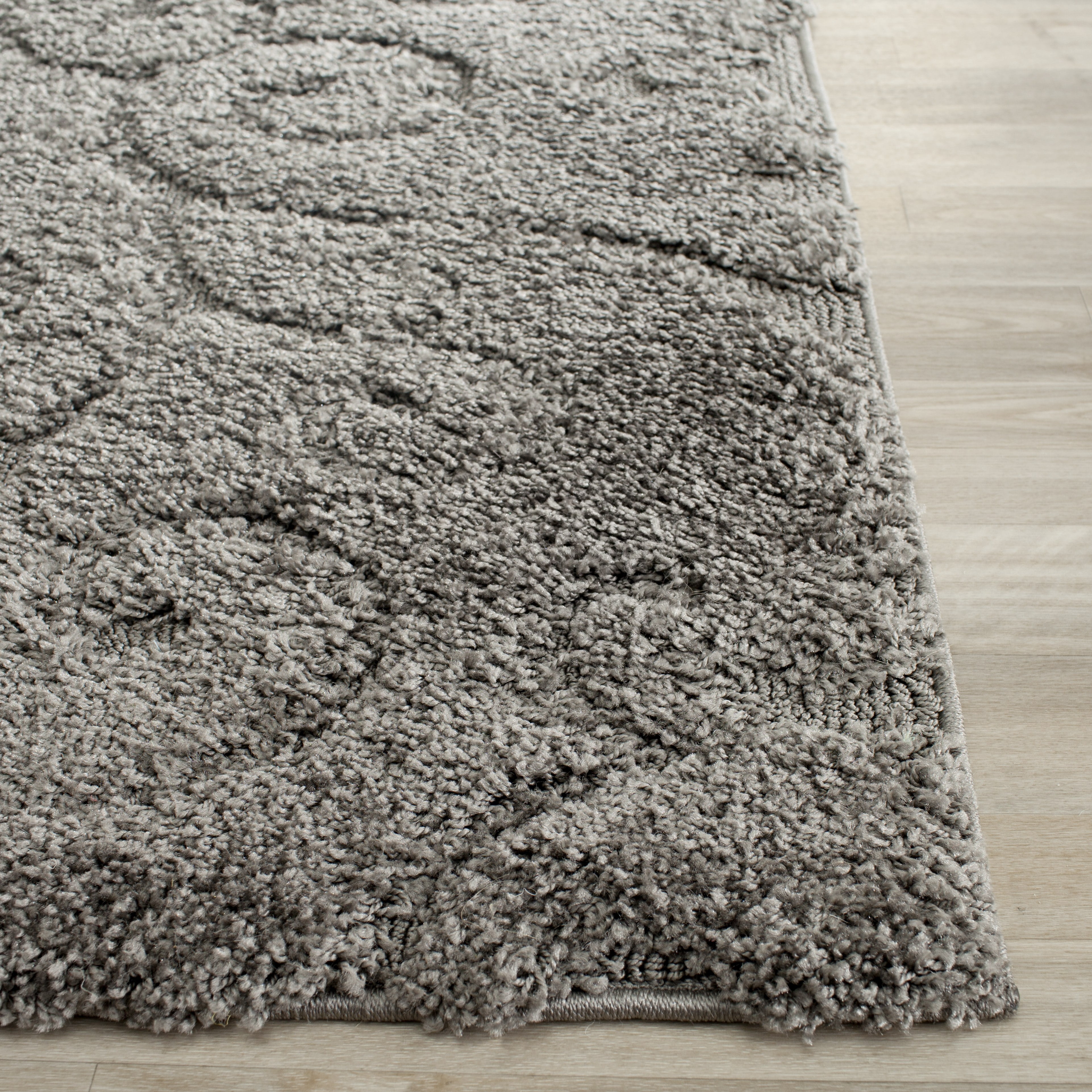 SAFAVIEH Florida Doug Floral Vines Geometric Shag Runner Rug, Grey, 2'3" x 17' - Transitional Modern Design, Grey, Non-Shedding & Easy Cleaning, Ultra Plush Thick Pile, Ideal for Living Room, Bedroom