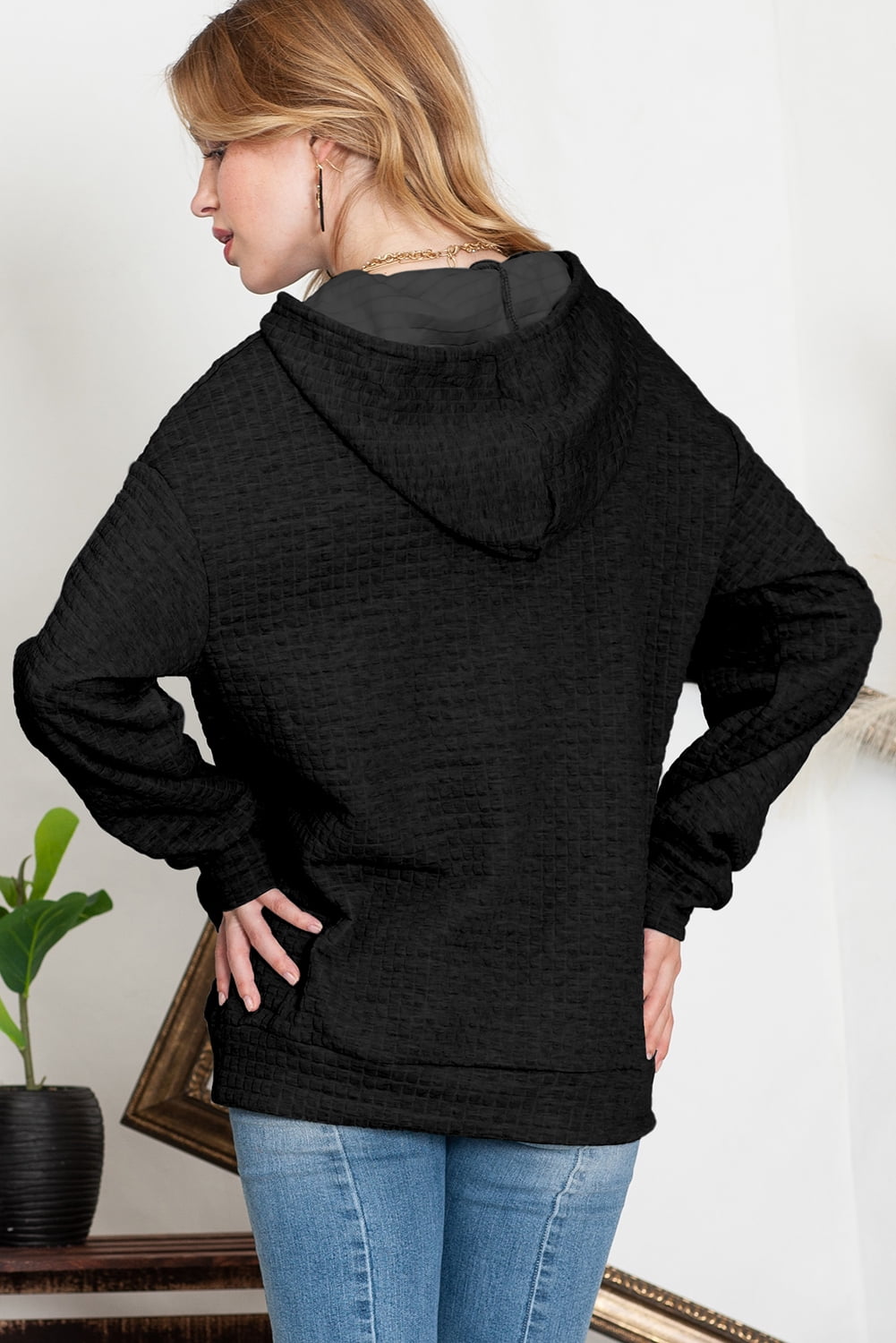Eytino Womens Hoodies Oversized Hoodies Sweatshirts Waffle Knit V Neck Hoodie Pullover Casual Long Sleeve Hooded Tops with Pocket Black S