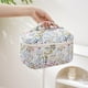 thumbnail image 2 of Bolsa de maquillaje RSRSLEII acolchada de algodón floral grande para mujer, 2 of 6