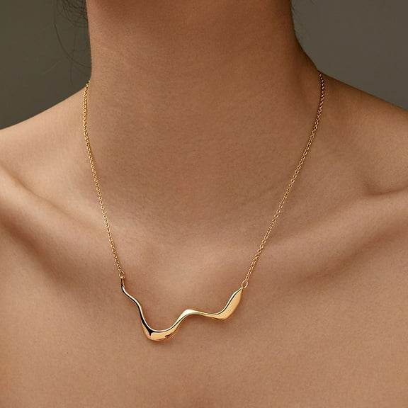 Color-Preserving Necklace Gold Plating Style Metal Sense Personality Necklace Heart-Shaped Necklace