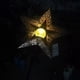 thumbnail image 5 of Estacas solares, decorativas, impermeables, luces de metal con forma de globo de vidrio agrietado para decoraciones de jardín al aire libre, luces LED blancas cálidas alimentadas por energía solar,, 5 of 5