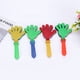 thumbnail image 4 of Las animadoras animan los accesorios de mano del tambor de plástico. La actuación de la palma será de varios estilos, palma de color, aplauso, aplauso., 4 of 6