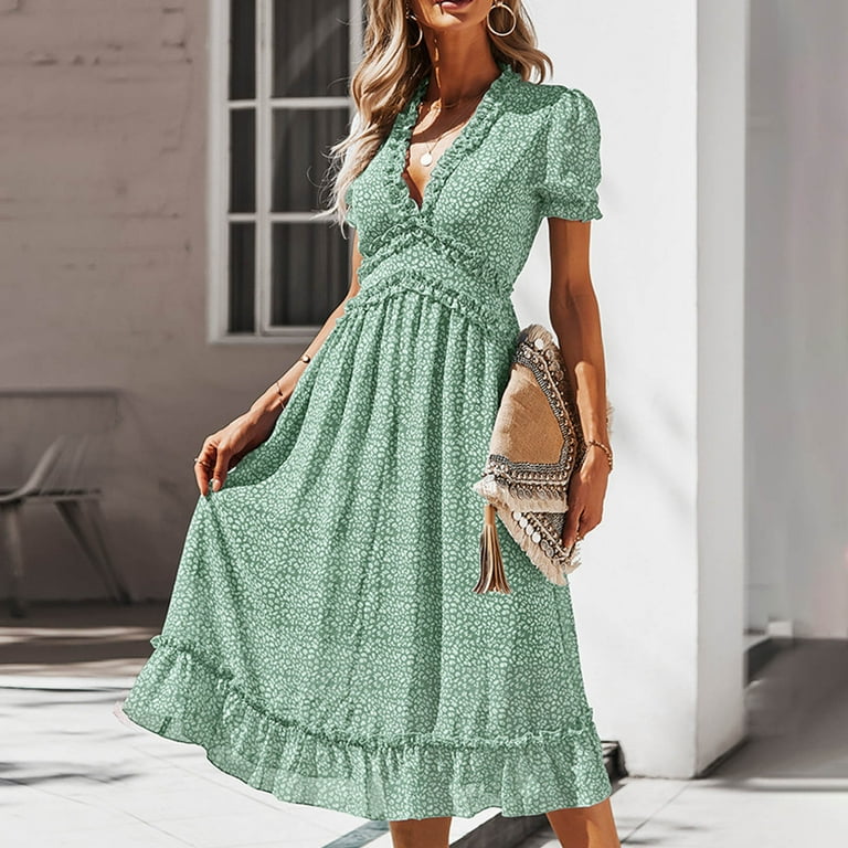 green emerald velvet dress So Much Love Green Floral Dress  Shop the Mint