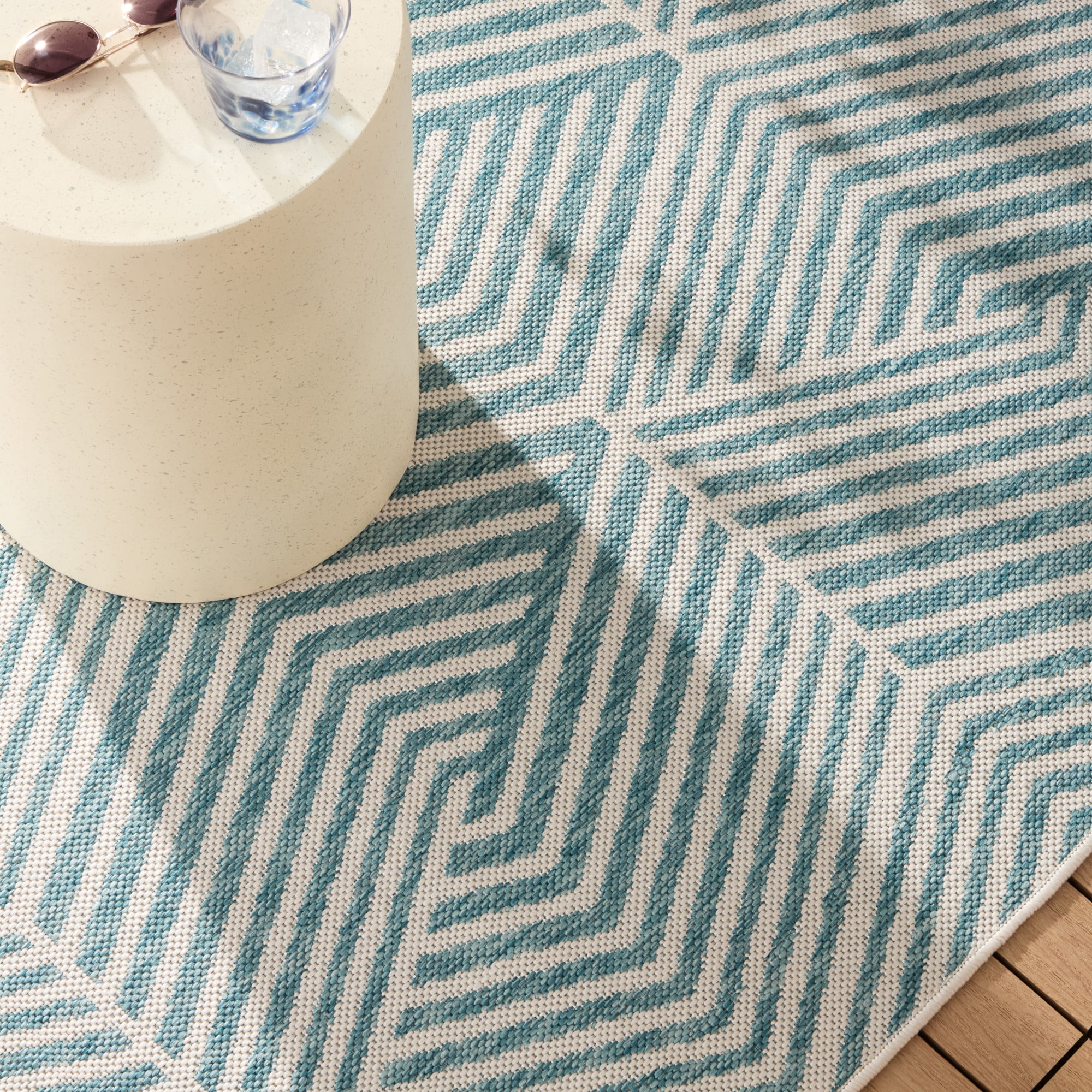 NICOLE MILLER NEW YORK Patio Country Ombre Geo Indoor Outdoor Area Rug, UV Fade Resistant, Low Pile, Blue/Cream, 7'9"x10'2"