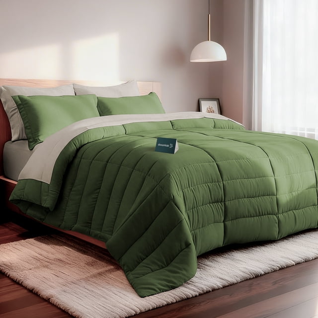 Set de 7 Piezas Edredón Acolchado y Sábanas King Sobredimensionado Dreamlab, Colcha para Cualquier Temporada, Hipoalergénica, Color Verde Seco, Color Beige