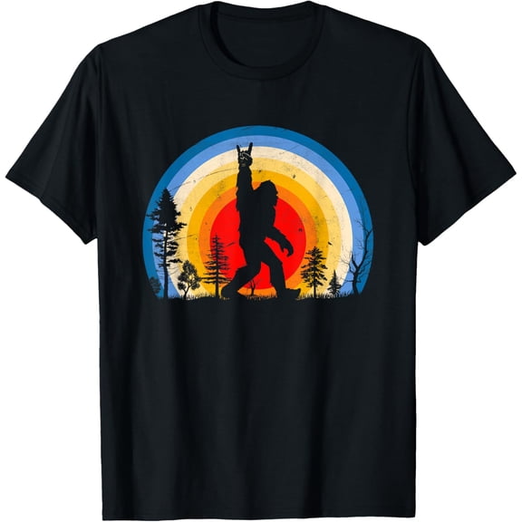 t-shirt Bigfoot Moon Graphic Night Forest! Cool Sasquatch Men Women T-Shirt.