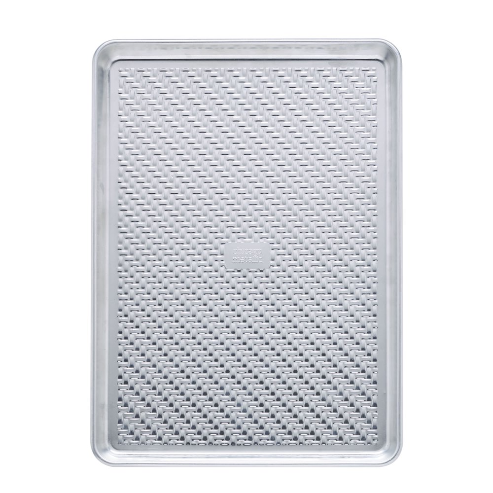 Chicago Metallic Commercial II Uncoated Textured Aluminum Small Cookie