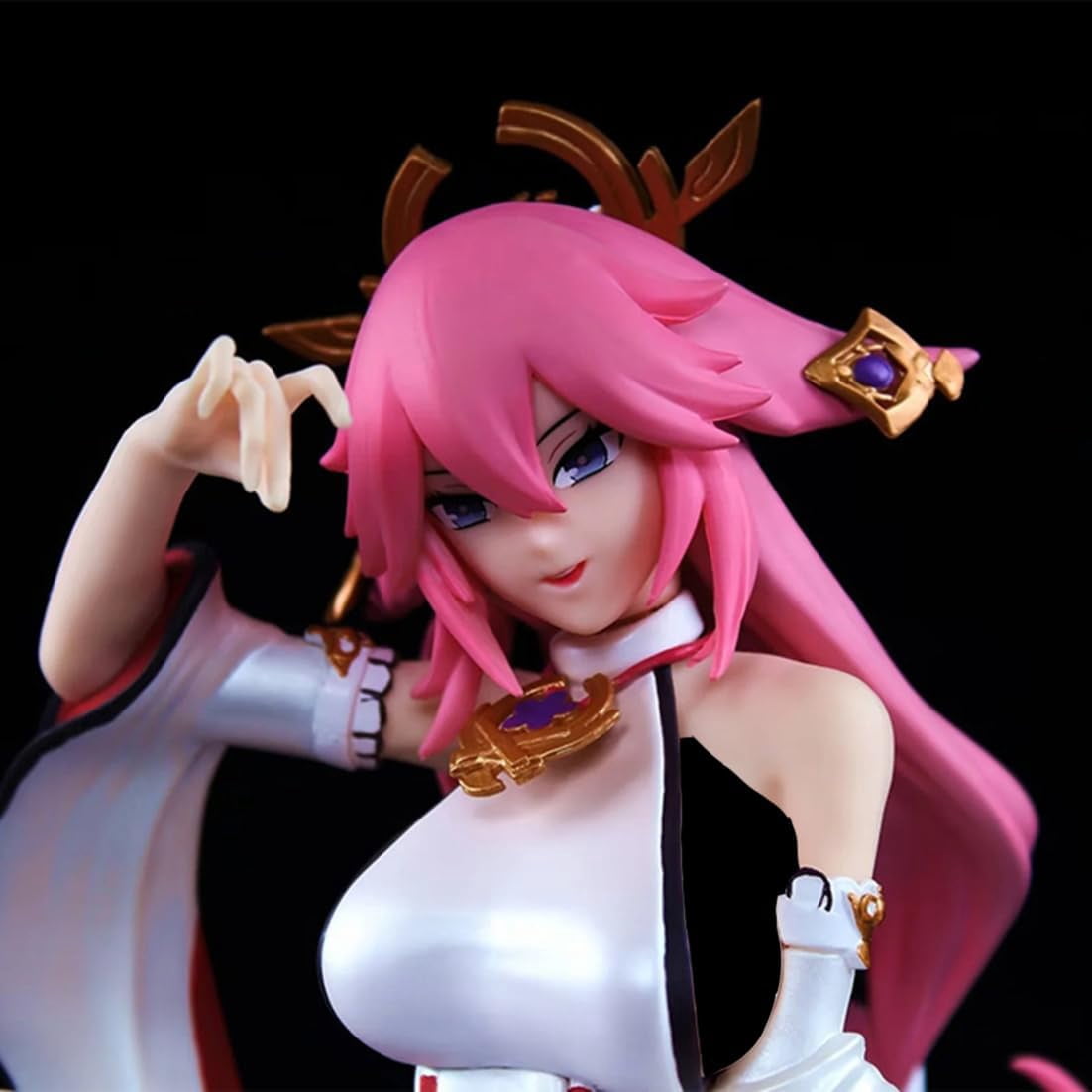 New Genshin Impactmpact Fox Squat Yae Mik (Squat Ver) Character Anime Model Statue Action Figures Desktop Ornament Popular Decorations Fan Souvenirs Creative Gift Collectable