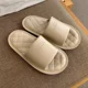 thumbnail image 5 of Sandalias de verano EVA con diseño de entramado de diamantes y cojín simple, sandalias de fondo suave para el hogar, pantuflas de almohada, sandalias de ducha para mujeres y hombres, 5 of 5
