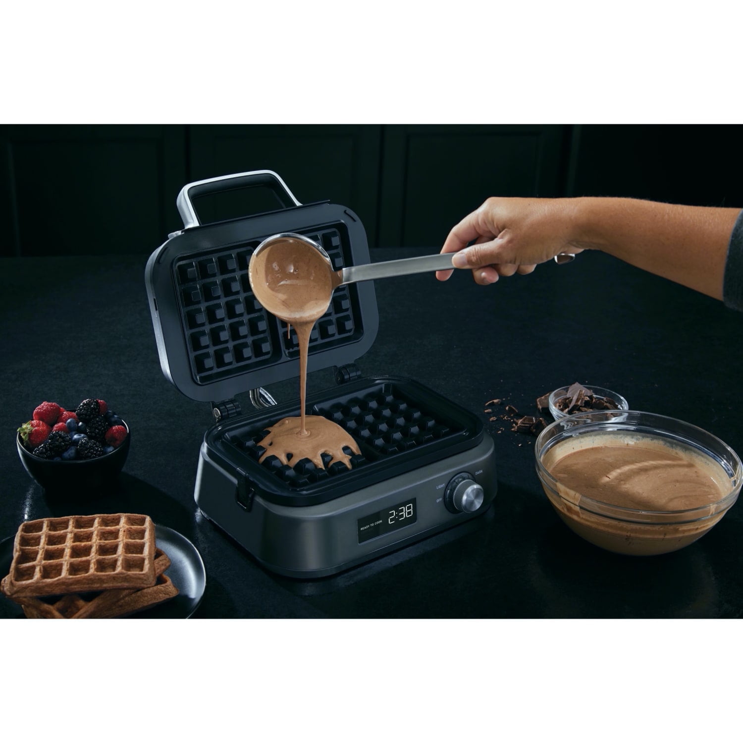 Calphalon IntelliCrisp ワッフルメーカー CKLW1 Calphalon Intellicrisp Waffle Maker, Easy Cooking, Nonstick, Dark