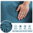 thumbnail image 3 of Funda para chaise longue Funda de terciopelo para chaise longue Funda para sofá de alta elasticidad Funda para chaise longue Funda de lujo para sillón para sala de estar Protector de muebles suave para perro, lavable a máquina, negro azul pavo real, 3 of 5