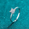 thumbnail image 1 of Anillo de plata de ley 925 para mujer, diseño de princesa, moissanita cuadrada, sencillo, chapado en oro pt950, mesón, 1 of 5