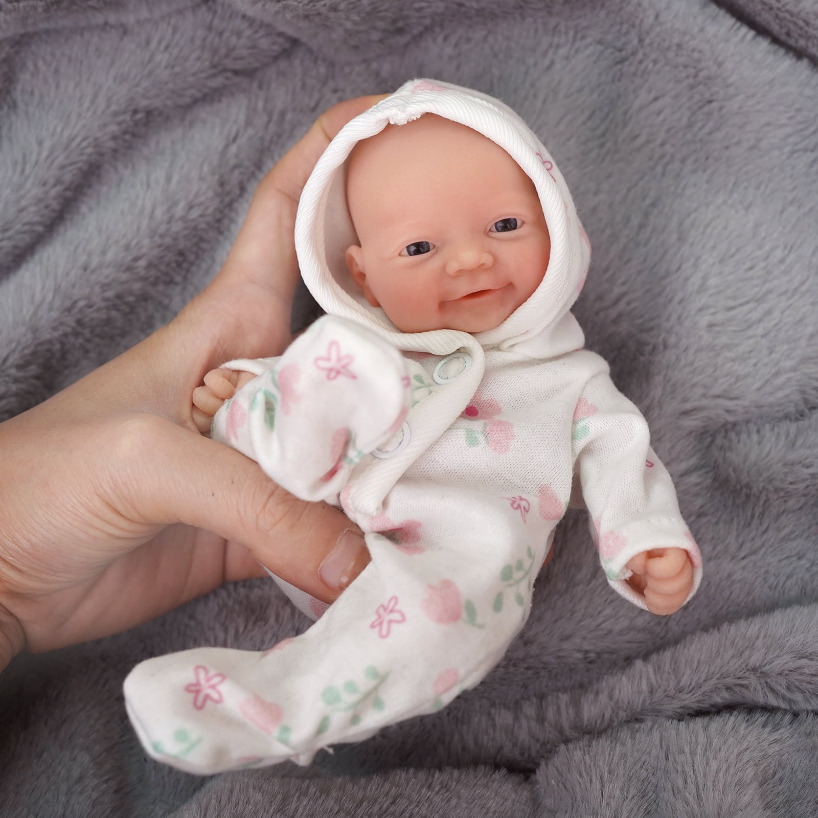 Mini Reborn Baby Doll Silicone Full Body 7 Inch Miniature Realistic Newborn Doll Lifelike Sleeping Girl The Look Real Baby Doll with Clothes Feeding Accessories for Age 3 +