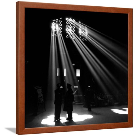 Union Station Chicago 1943 Framed Print Wall Art By Jack Delano