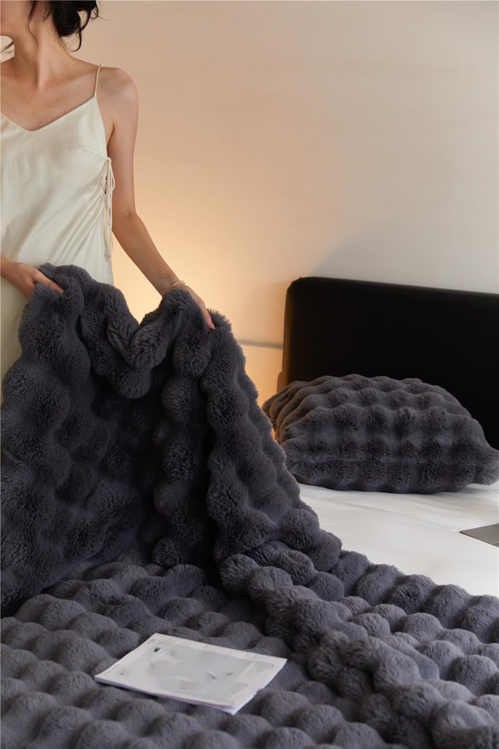 Marshmallow Cloud Fleece Throw Blanket, Rabbit Plush Faux Fur Blanket