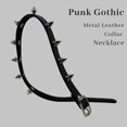 thumbnail image 3 of Gargantilla estilo gótico punk con pinchos de SuriNexCentrics, ajustable de 30 a 42 cm, de cuero sintético negro con pinchos de metal plateado., 3 of 5