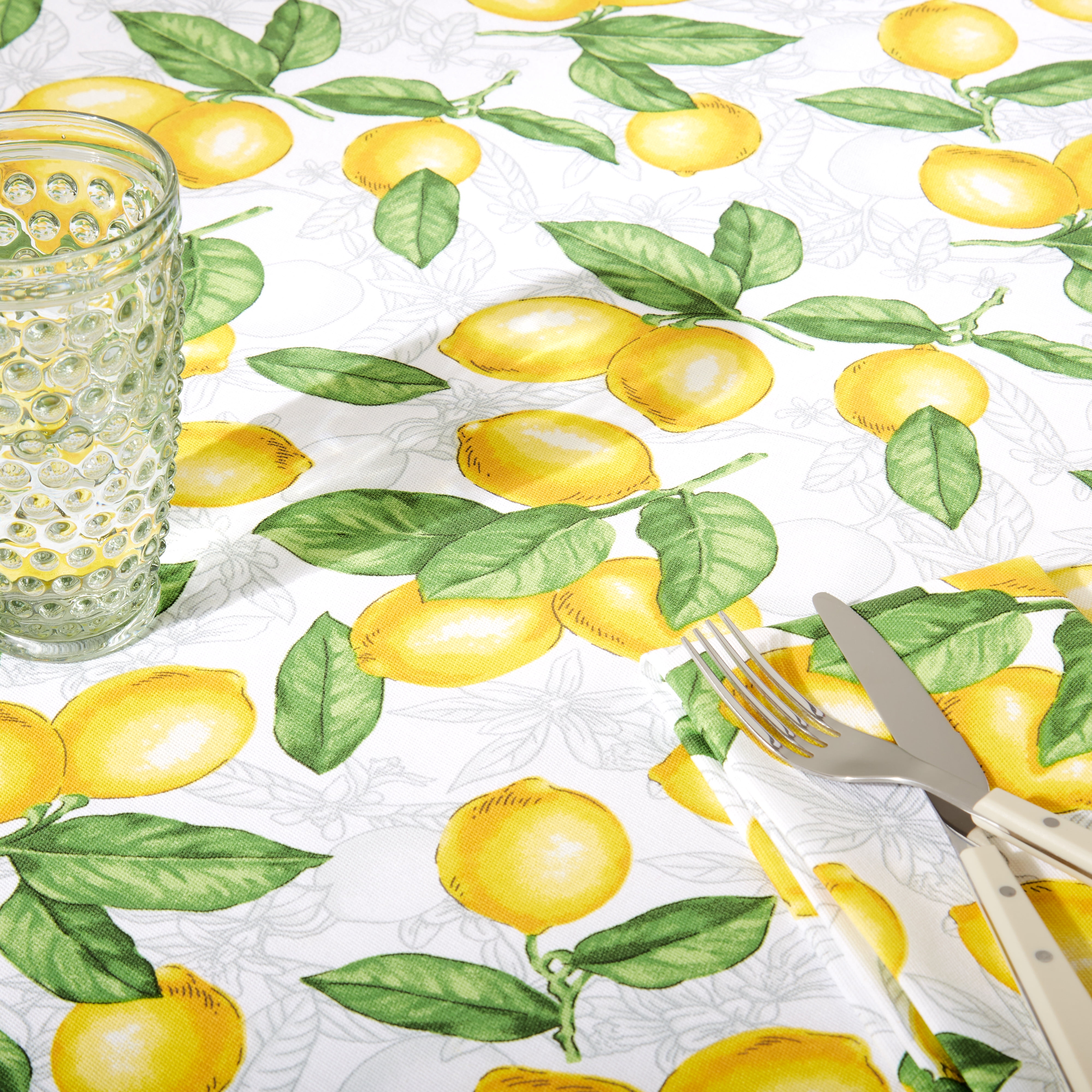 Martha Stewart Lots of Lemons Fabric Tablecloth Single Pack, White/Yellow, 60"x120"