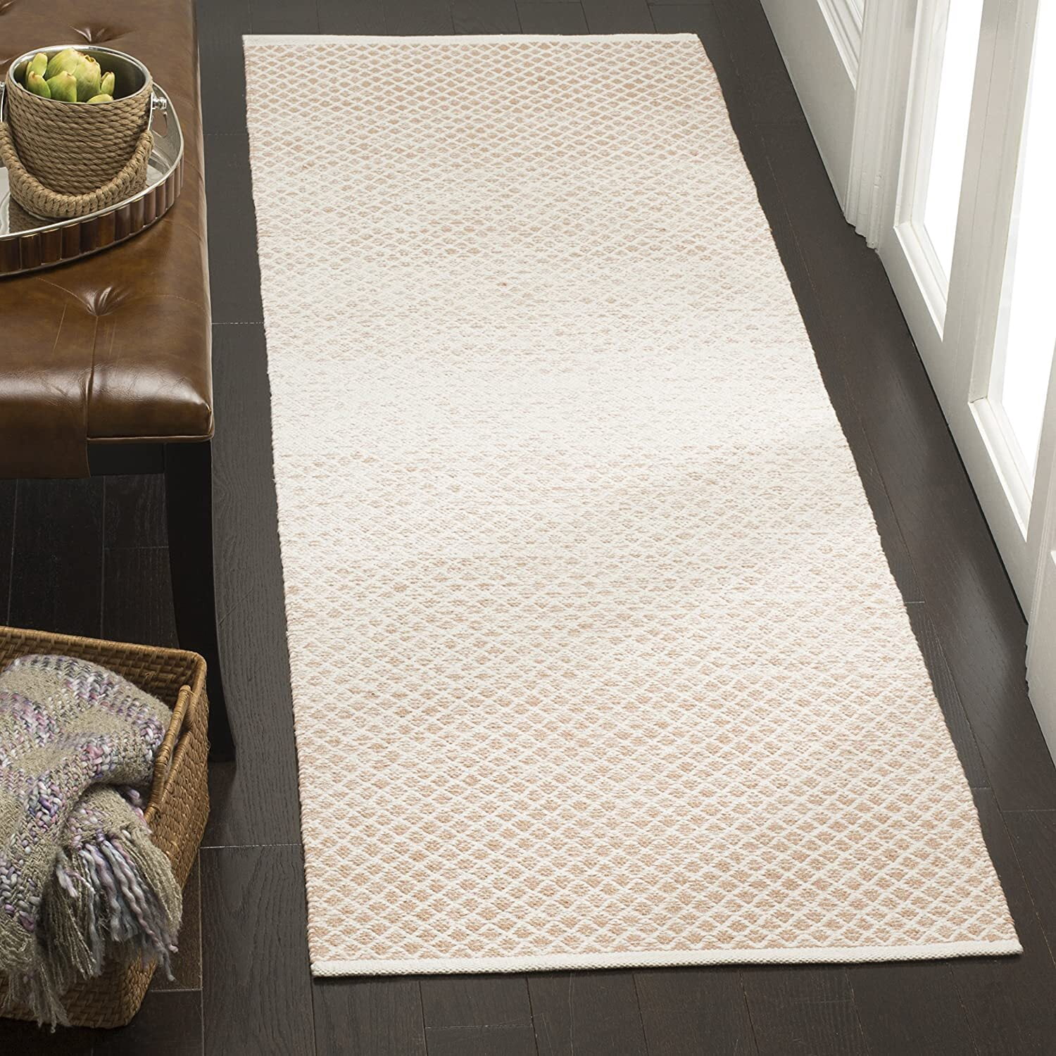 SAFAVIEH Montauk Vaughn Geometric Cotton Runner Rug, Beige/Ivory, 2'3" x 7'