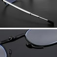 thumbnail image 4 of Gafas de lectura (2 pares), color negro y gris plomo, compactas, plegables, unisex. Incluye estuche., 4 of 6